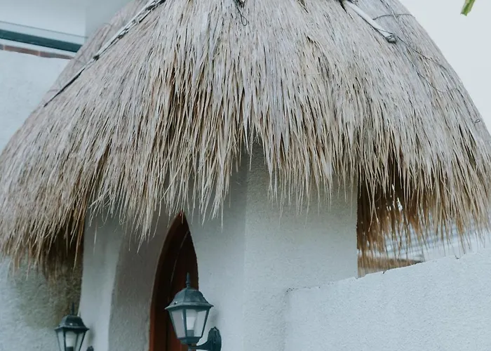 Jo Villa, Your Bali With Pool Вилла Улувату